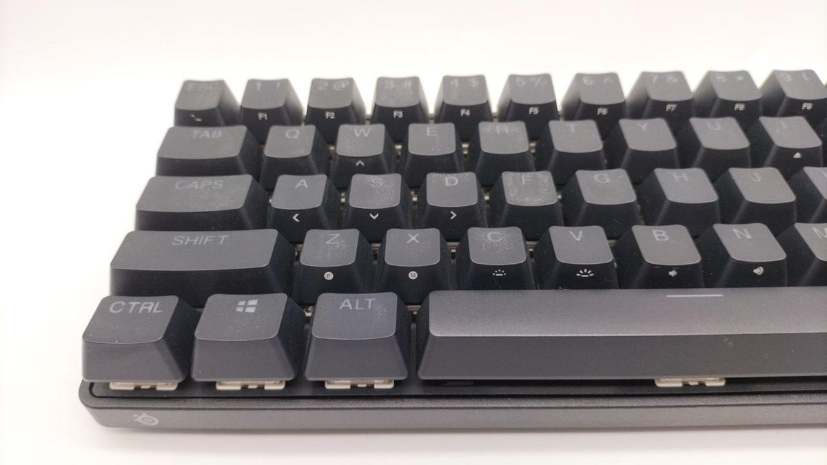 STEELSERIES Gaming Keyboard APEX9 MINI - Banzai Thrifting | BanzaiHobby