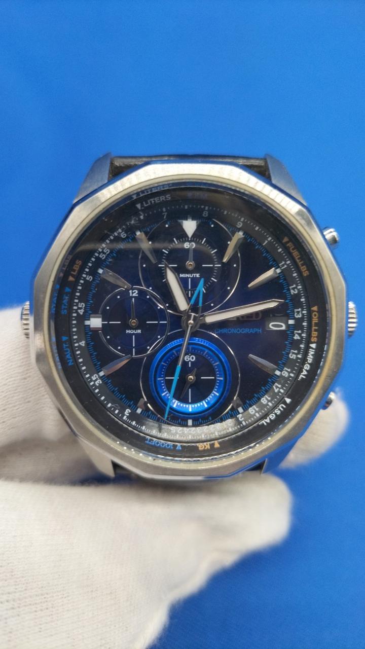 SEIKO Wristwatch VK67-K090 - Banzai Thrifting | BanzaiHobby
