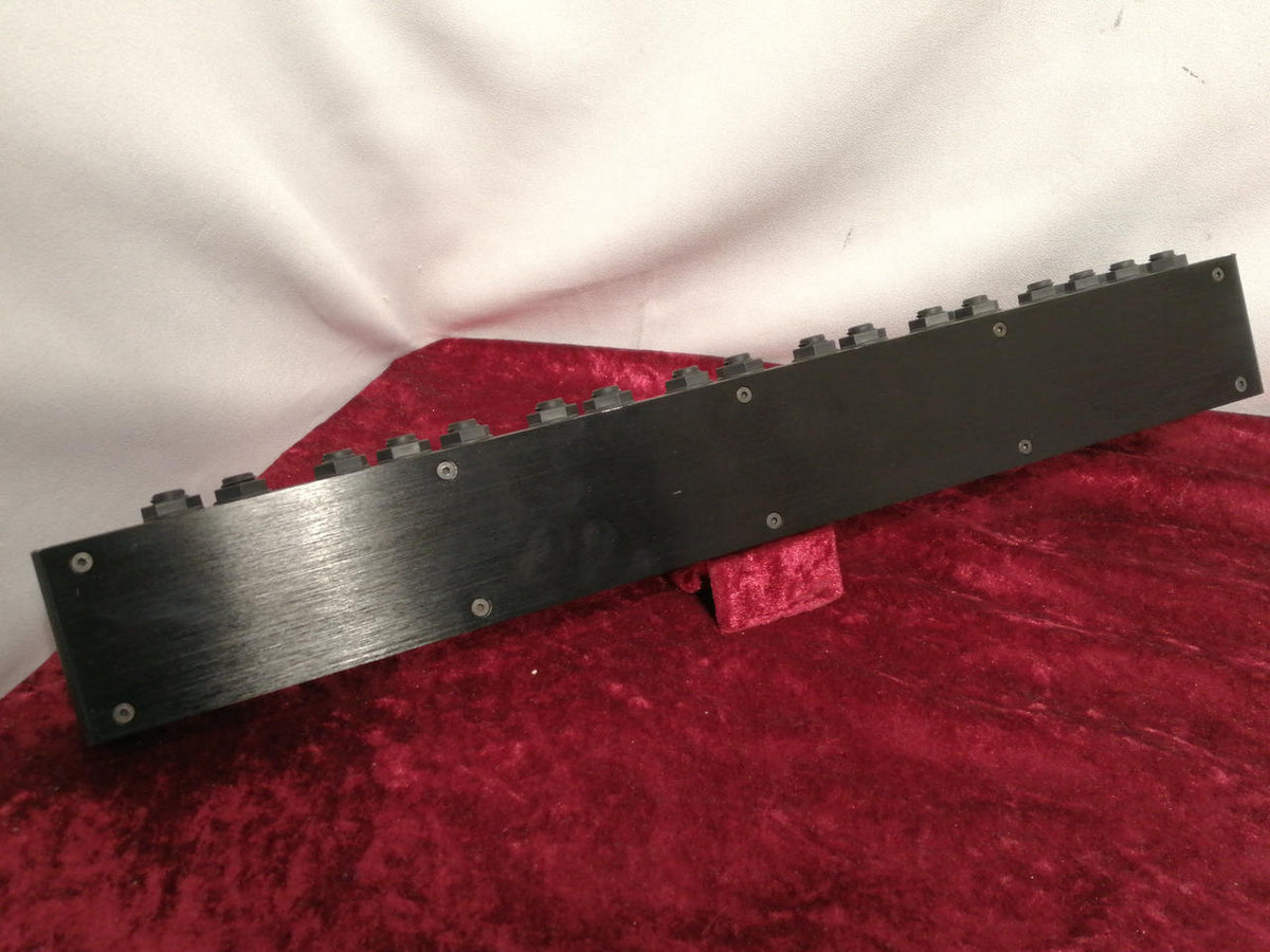ONE CONTROL Switcher Chamaeleo Tail Loop MKII - Banzai Thrifting | BanzaiHobby