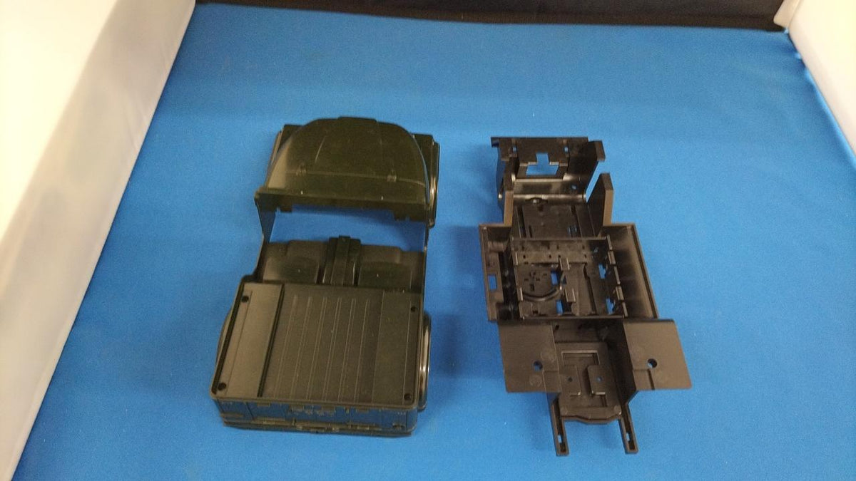 Nippon Model Co., Ltd. Golden Eagle 1/16 Plastic Model - Banzai Thrifting | BanzaiHobby