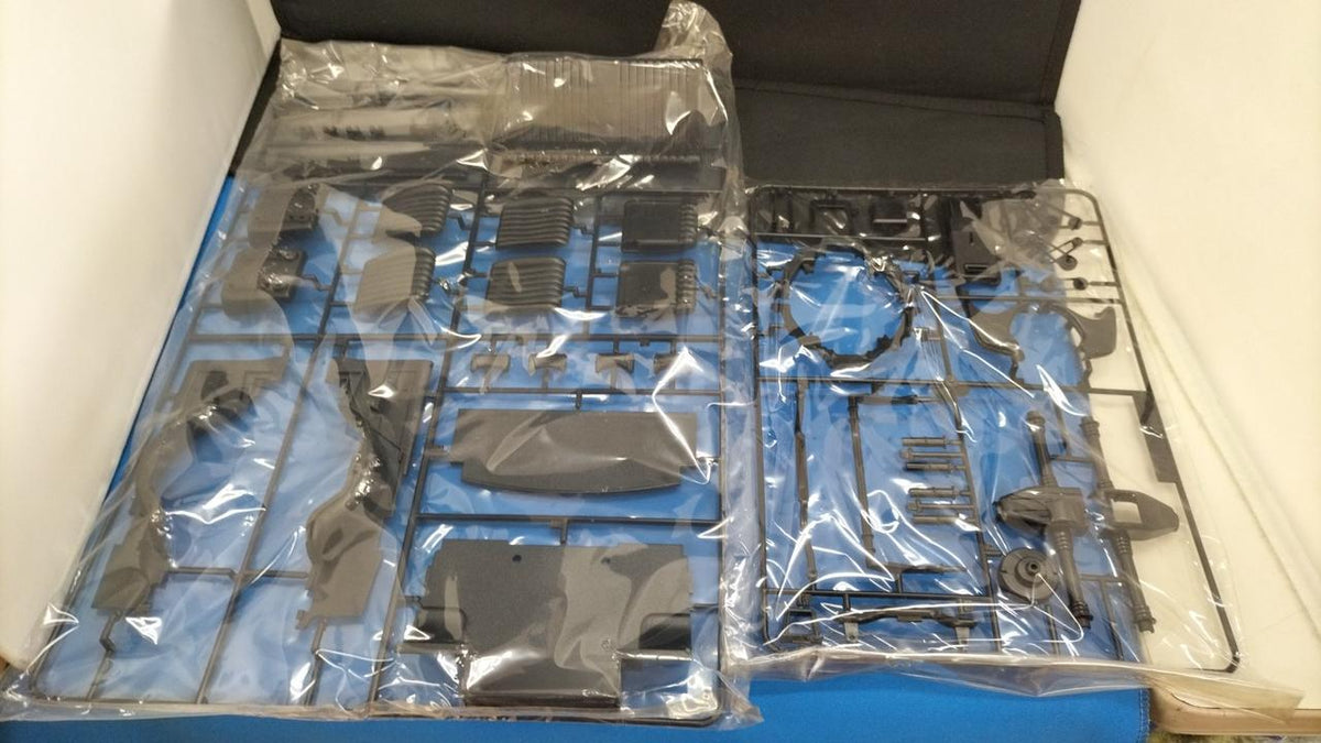 OTAKI Mercedes-Benz 450SLC Plastic Model - Banzai Thrifting | BanzaiHobby