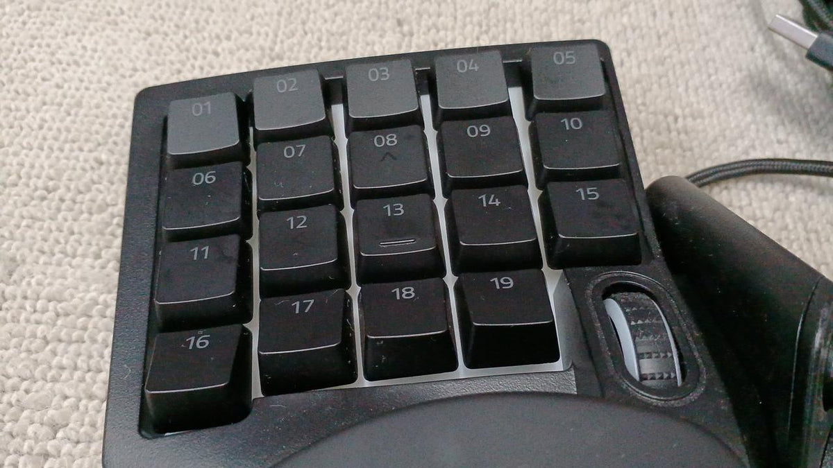 RAZER Gaming Keypad RZ07-0227 - Banzai Thrifting | BanzaiHobby