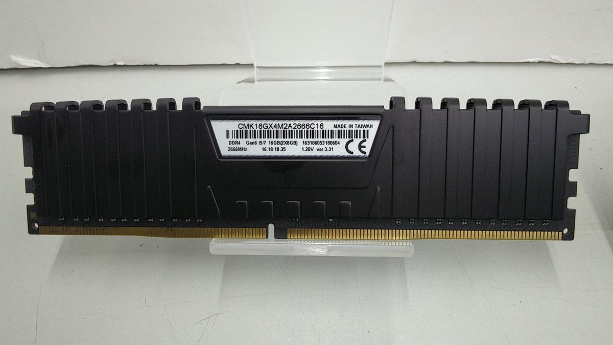 CORSAIR DDR4 PC4-21300 CMK16GX4M2A2666C16 - Banzai Thrifting | BanzaiHobby