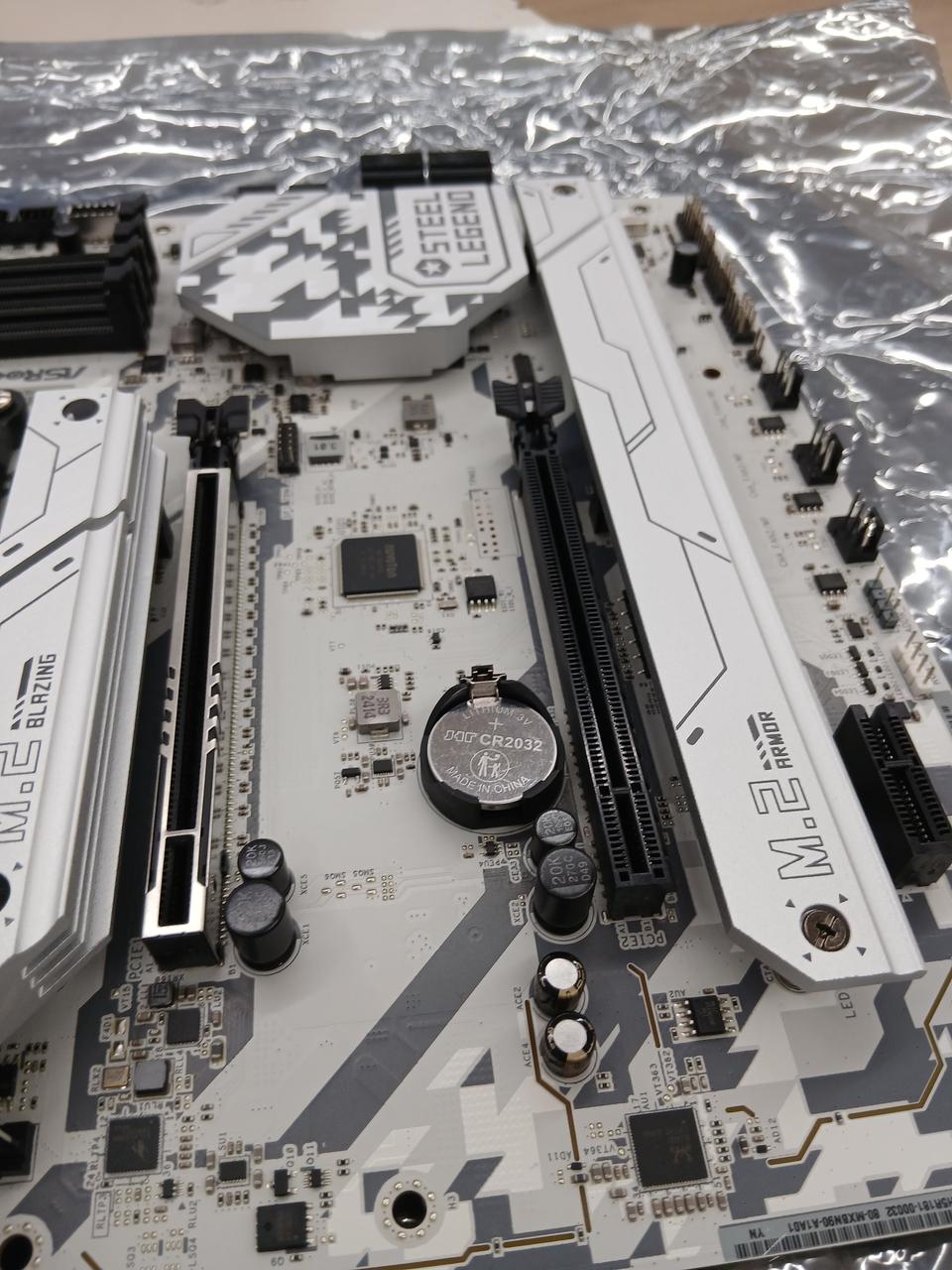 ASROCK Motherboard B650 STEEL LEGEND WIFI - Banzai Thrifting | BanzaiHobby