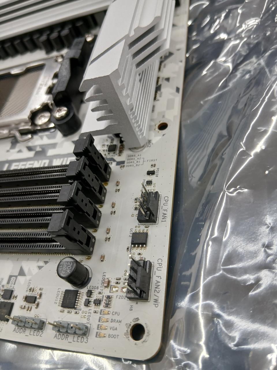 ASROCK Motherboard B650 STEEL LEGEND WIFI - Banzai Thrifting | BanzaiHobby