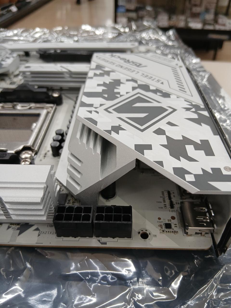 ASROCK Motherboard B650 STEEL LEGEND WIFI - Banzai Thrifting | BanzaiHobby
