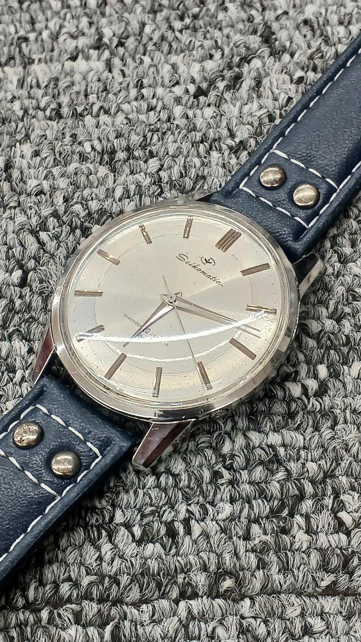 SEIKO automatic wristwatch - Banzai Thrifting | BanzaiHobby