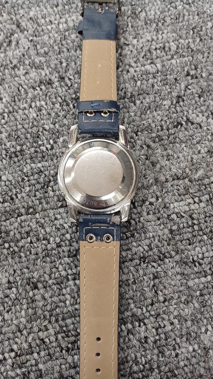 SEIKO automatic wristwatch - Banzai Thrifting | BanzaiHobby