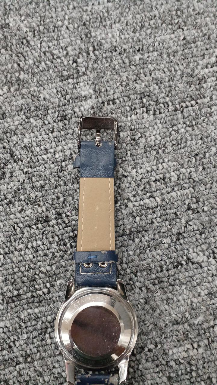 SEIKO automatic wristwatch - Banzai Thrifting | BanzaiHobby