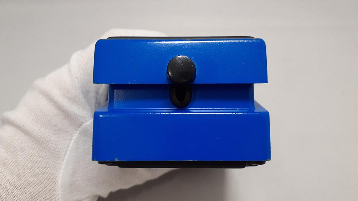 BOSS Effects Pedal CS-3 - Banzai Thrifting | BanzaiHobby