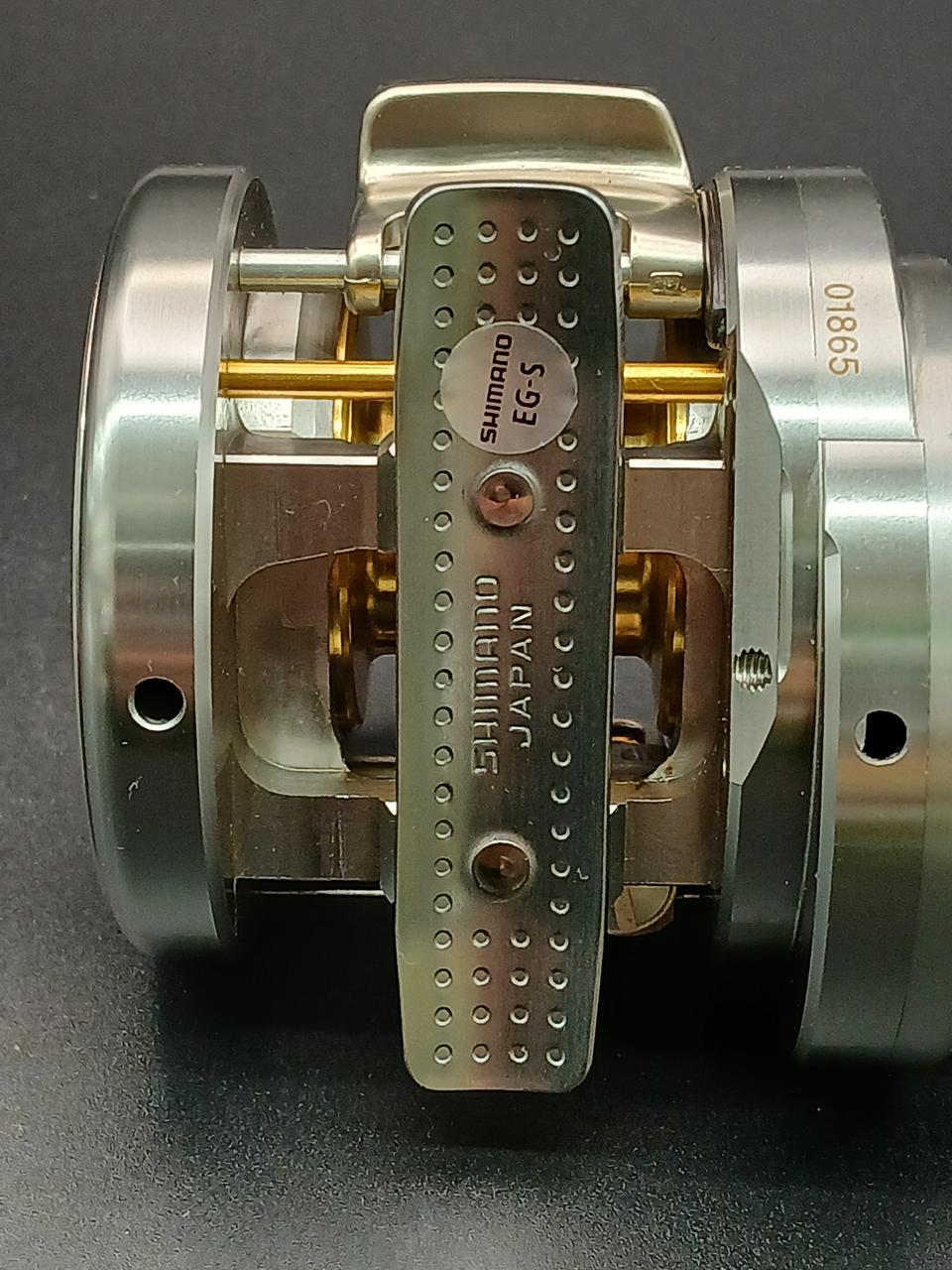 SHIMANO Baitcasting Reel Calcutta Conquest 100DC - Banzai Thrifting | BanzaiHobby