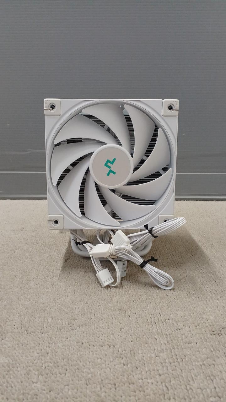 DEEPCOOL CPU Cooler AK500 DIGITAL WH - Banzai Thrifting | BanzaiHobby