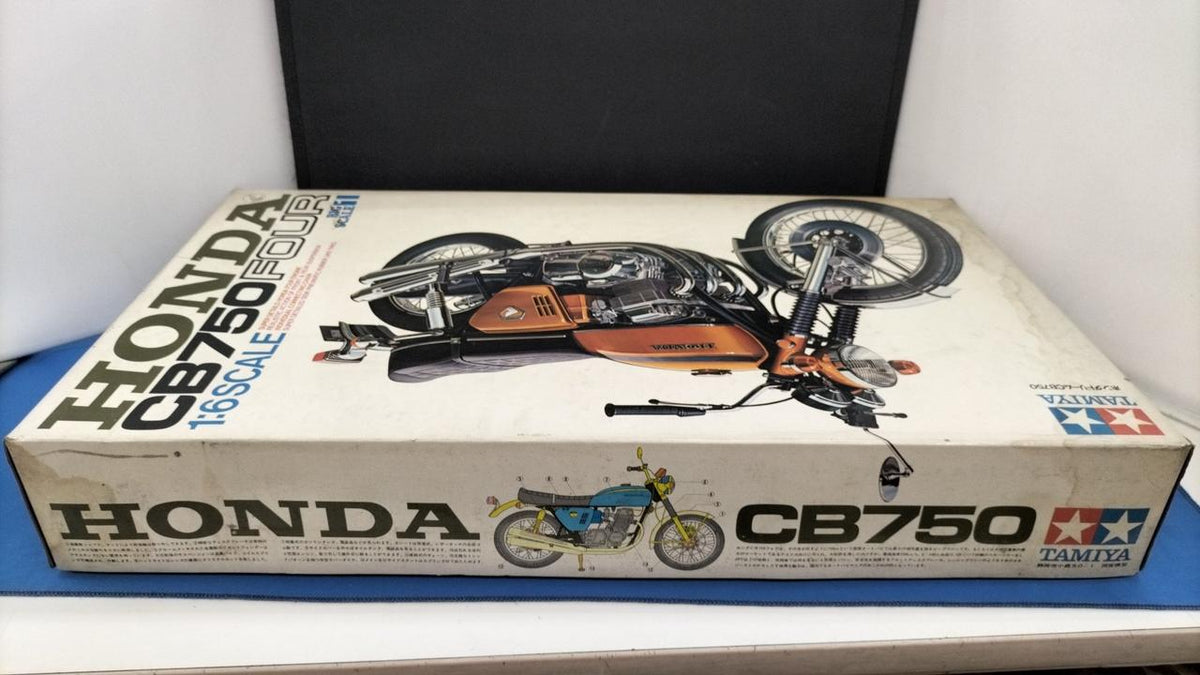 Tamiya HONDA CB750FOUR Plastic Model - Banzai Thrifting | BanzaiHobby