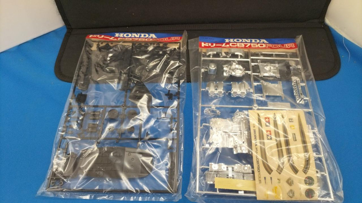 Tamiya HONDA CB750FOUR Plastic Model - Banzai Thrifting | BanzaiHobby