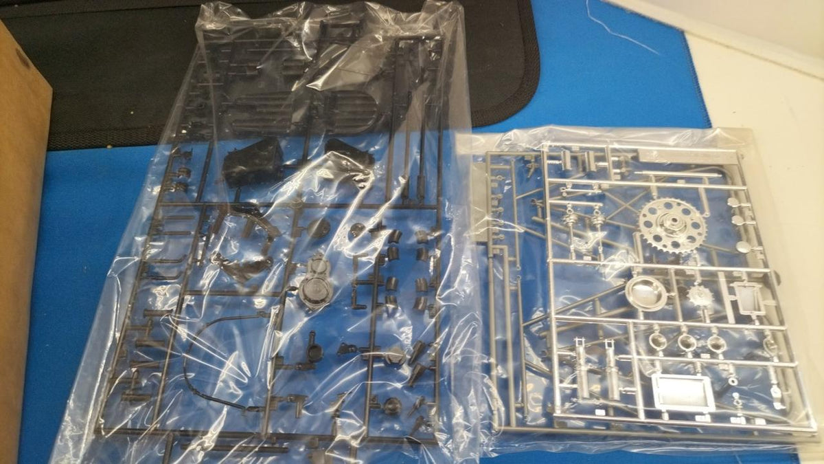 Tamiya HONDA CB750 RACING Type Big Scale Plastic Model - Banzai Thrifting | BanzaiHobby