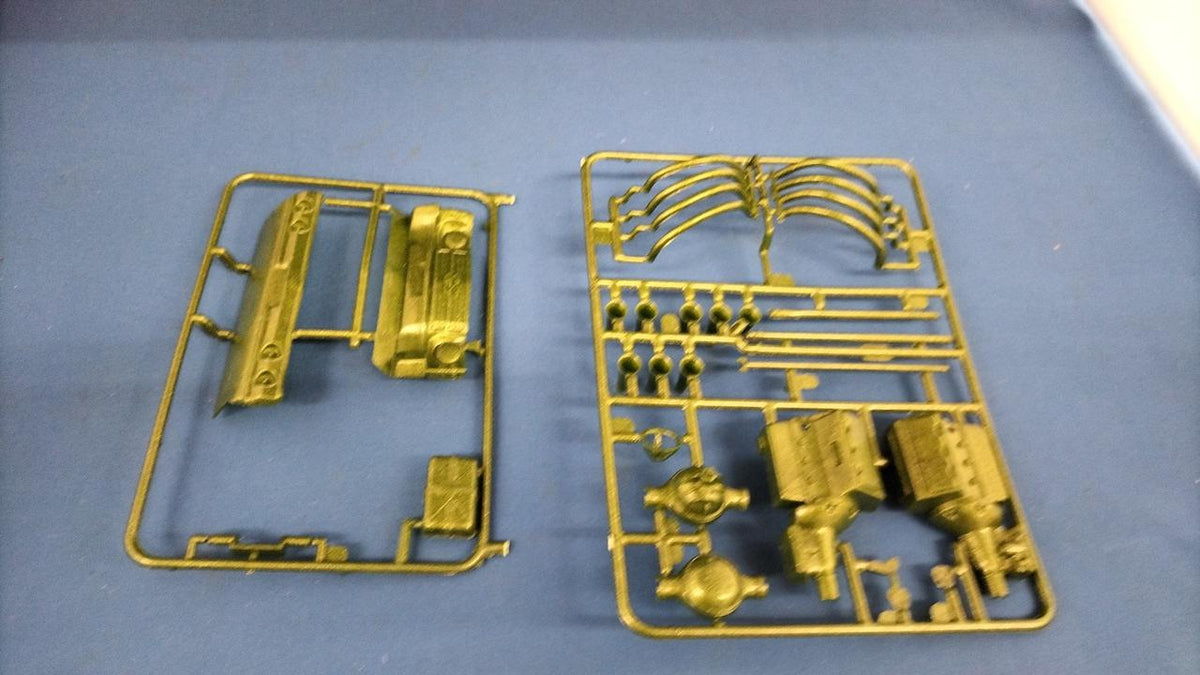 REVELL SUPER SPURT Plastic Model - Banzai Thrifting | BanzaiHobby