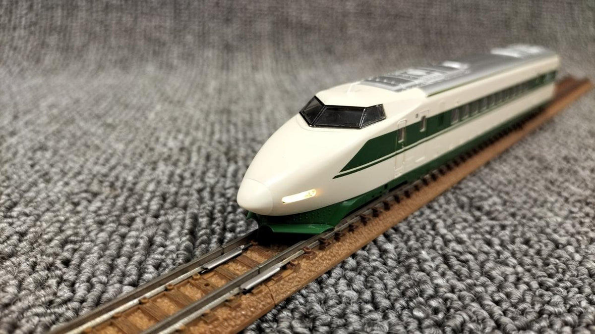 TOMIX N Gauge Set 200 Series Tohoku Shinkansen Basic + Add-on 16-Car Set - Banzai Thrifting | BanzaiHobby