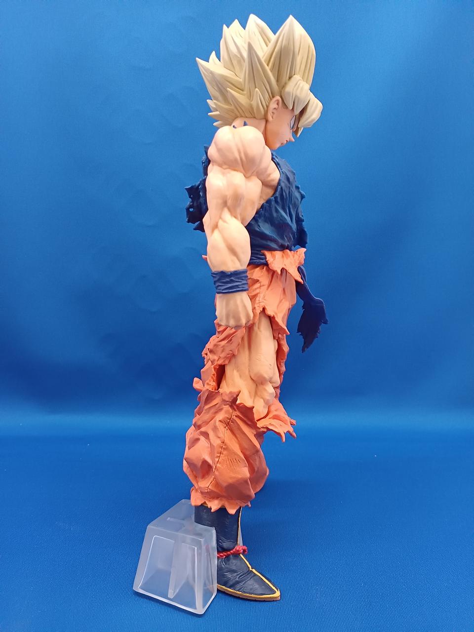 Ichiban Kuji (BANPRESTO) Prize C: Super Saiyan Son Goku Figure - Banzai Thrifting | BanzaiHobby