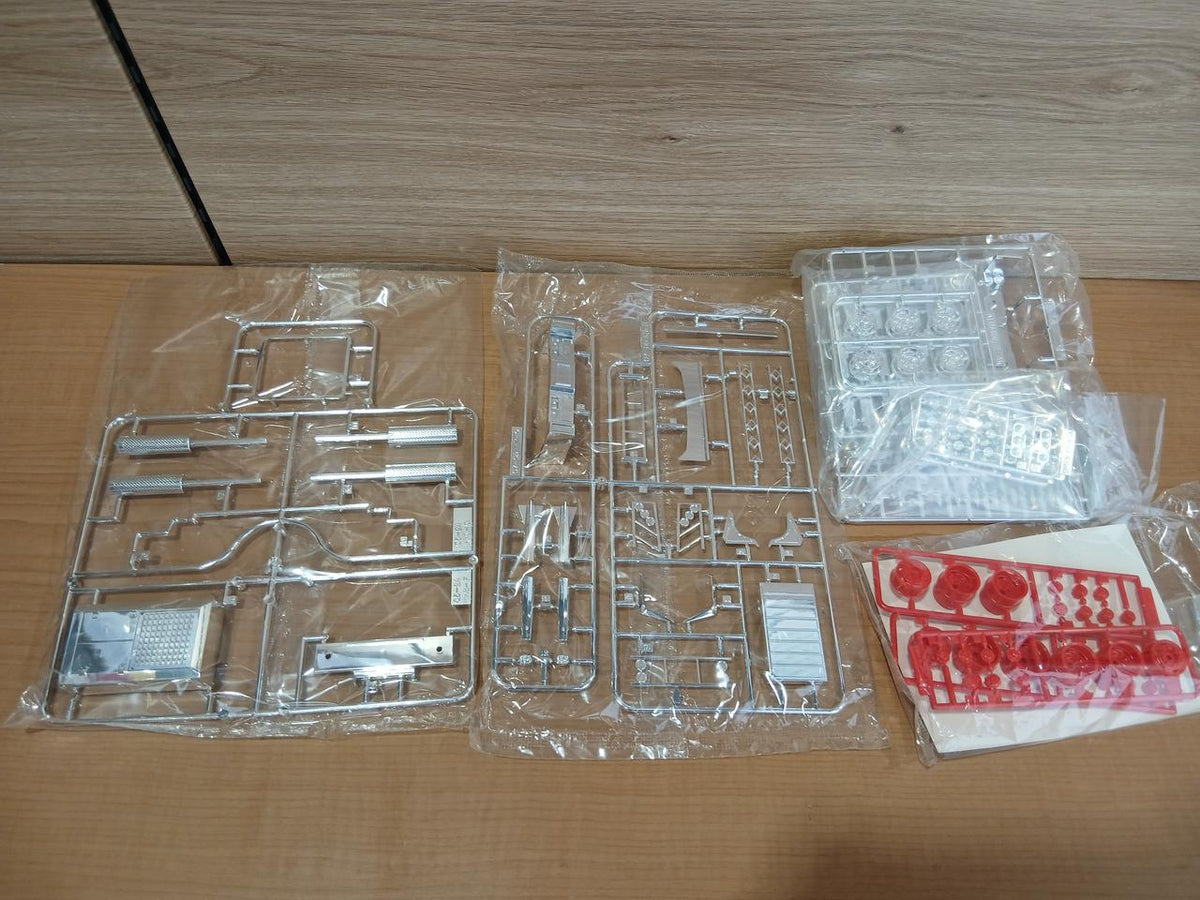 Aoshima Dekotora Series 1/32 Shiina Express Ryoma-go (Ryuji Edition) - Banzai Thrifting | BanzaiHobby