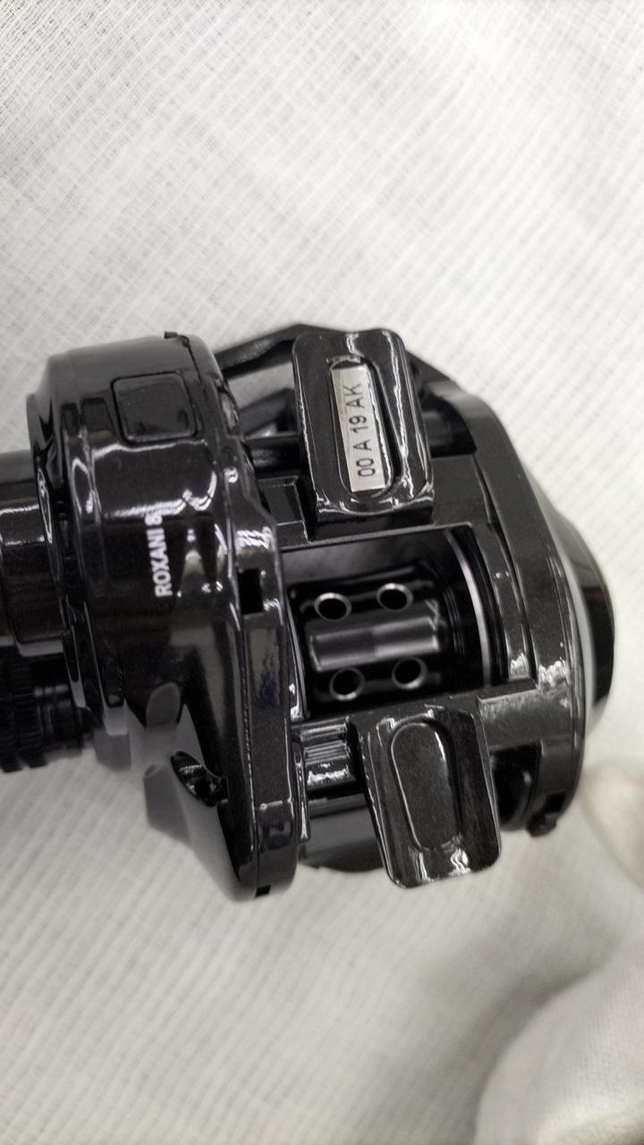 AbuGarcia Baitcasting Reels TROXANI8 - Banzai Thrifting | BanzaiHobby