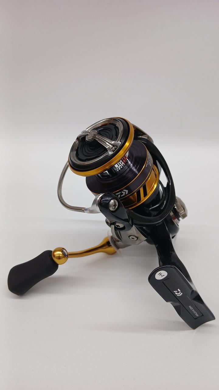 DAIWA Reel LEGASLIS LT2500D - Banzai Thrifting | BanzaiHobby