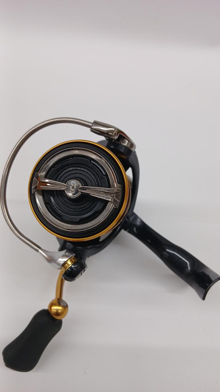 DAIWA Reel LEGASLIS LT2500D - Banzai Thrifting | BanzaiHobby