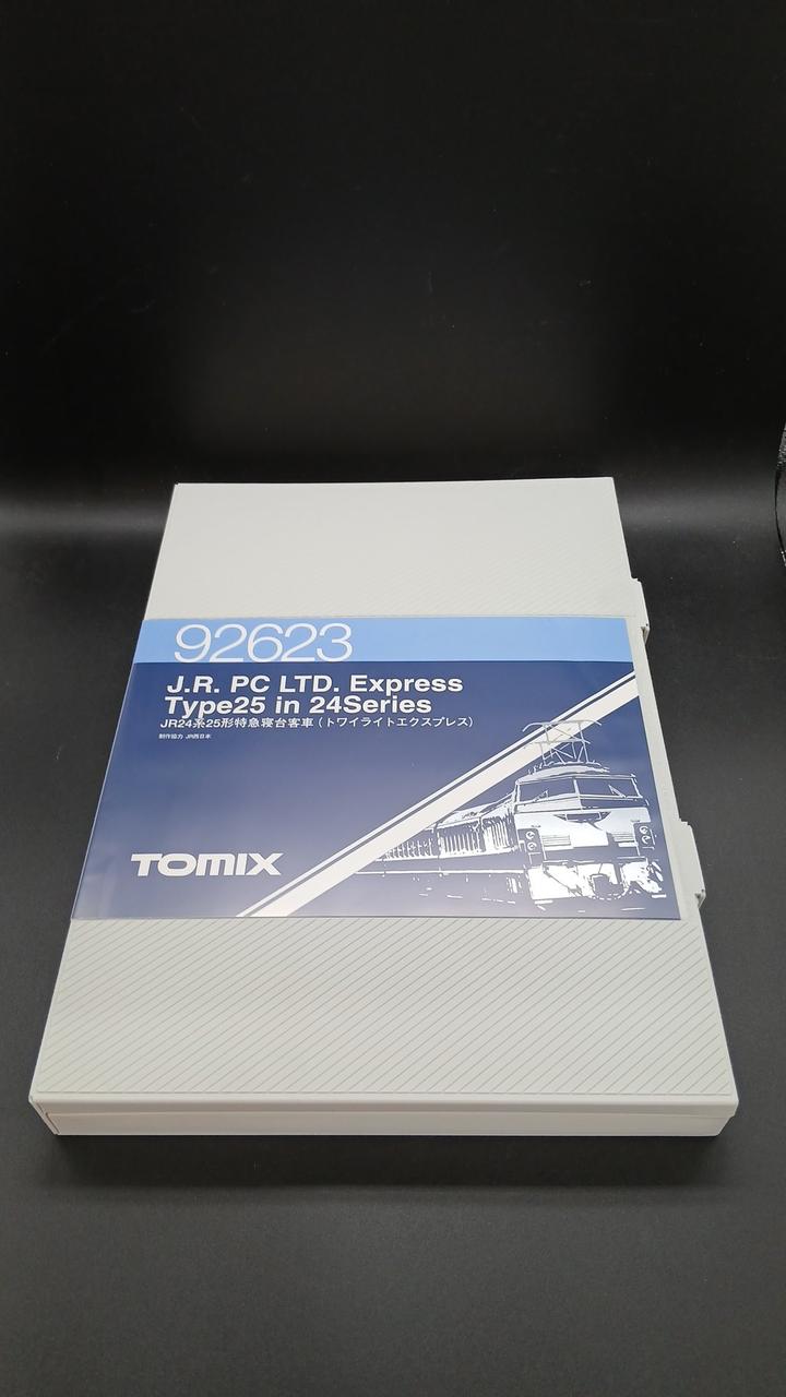TOMIX JR 24 Series 25 Limited Express Sleeper Passenger Car Twilight Express (7 92623 - Banzai Thrifting | BanzaiHobby