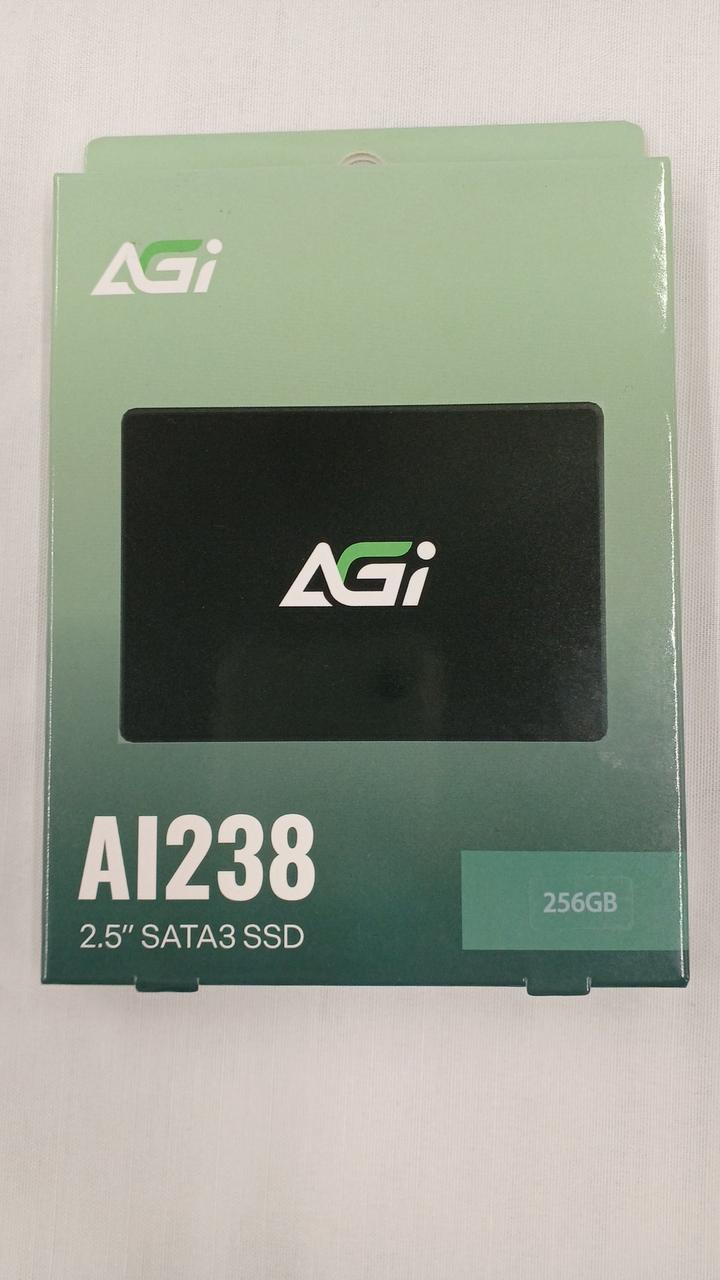 AGI Set of 5 SSDs 256GB × AGI256G25AI238-CB - Banzai Thrifting | BanzaiHobby
