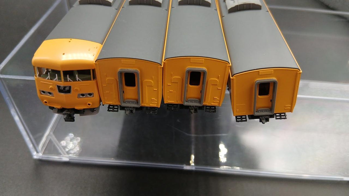 TOMIX 1/150 117-0 Series Suburban Train (Okayama Depot, Yellow) Set (Model Train) - Banzai Thrifting | BanzaiHobby