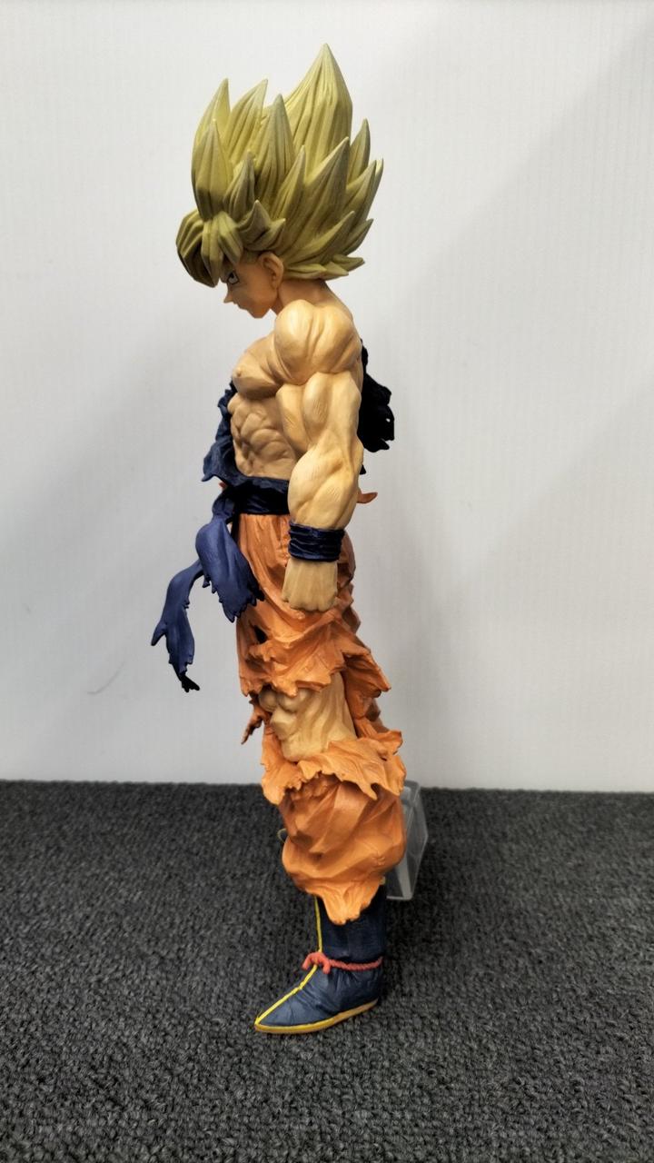 BANDAI Dragon Ball Prize C Super Saiyan Son Goku - Banzai Thrifting | BanzaiHobby