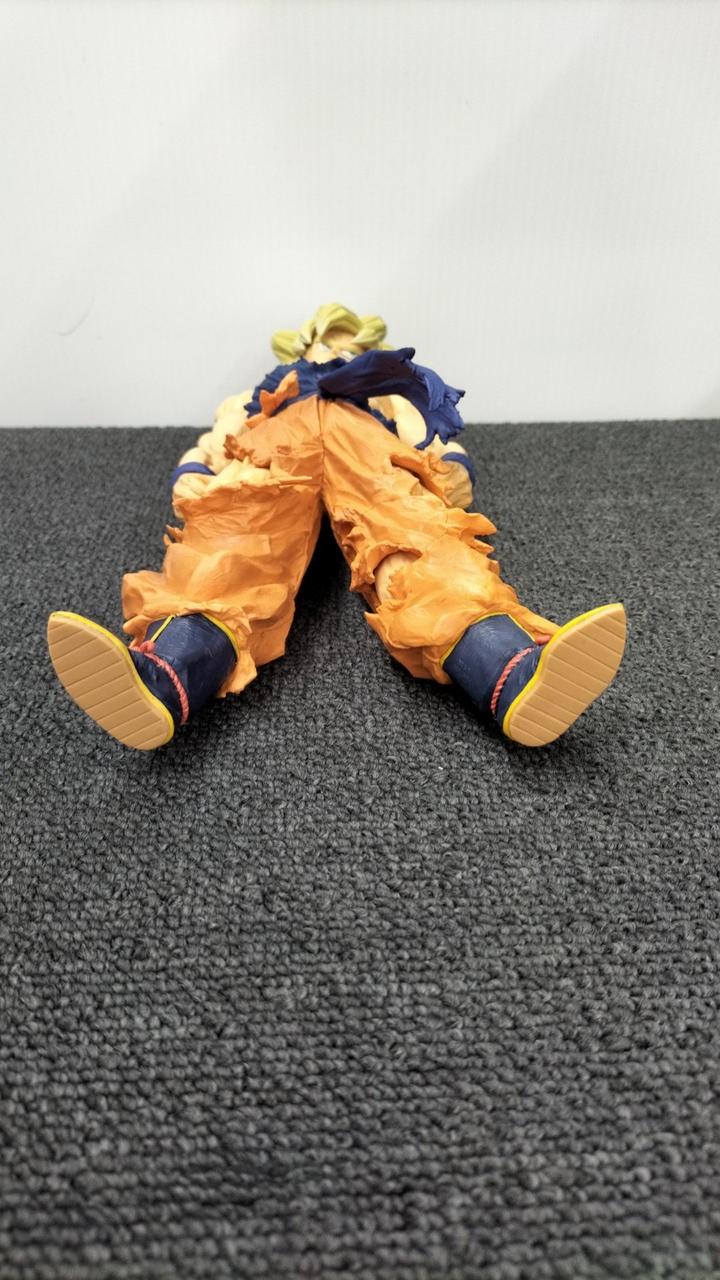 BANDAI Dragon Ball Prize C Super Saiyan Son Goku - Banzai Thrifting | BanzaiHobby