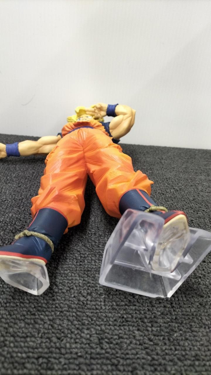 BANDAI Dragon Ball Z MASTERLISE D Prize Son Goku - Banzai Thrifting | BanzaiHobby