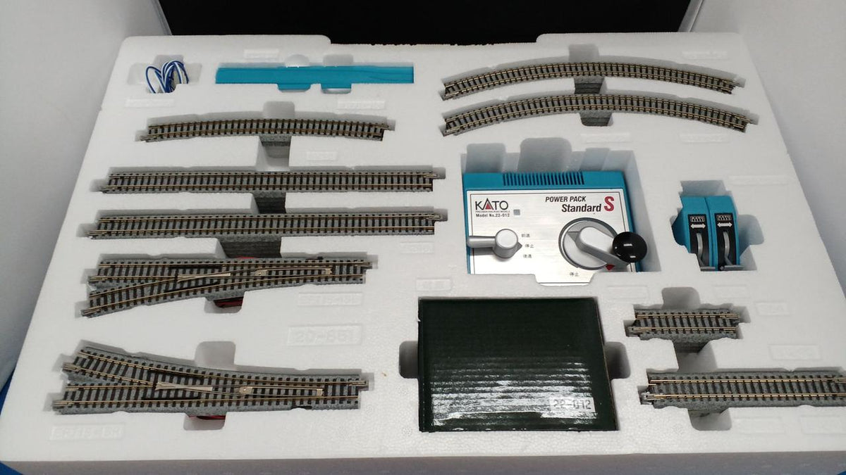 KATO Endless Basic Set with Evaside Rail 20-851 - Banzai Thrifting | BanzaiHobby