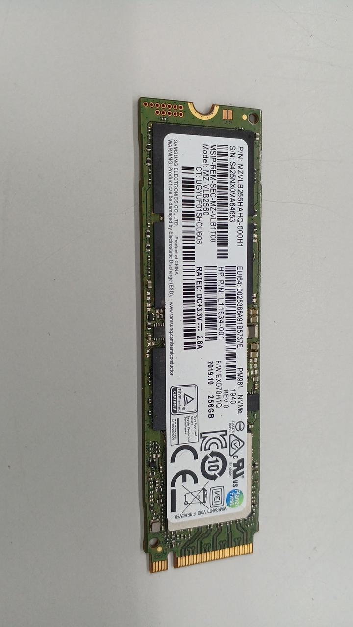 SUMSUNG M.2 SSD 256GB MZ-VLB2560 - Banzai Thrifting | BanzaiHobby