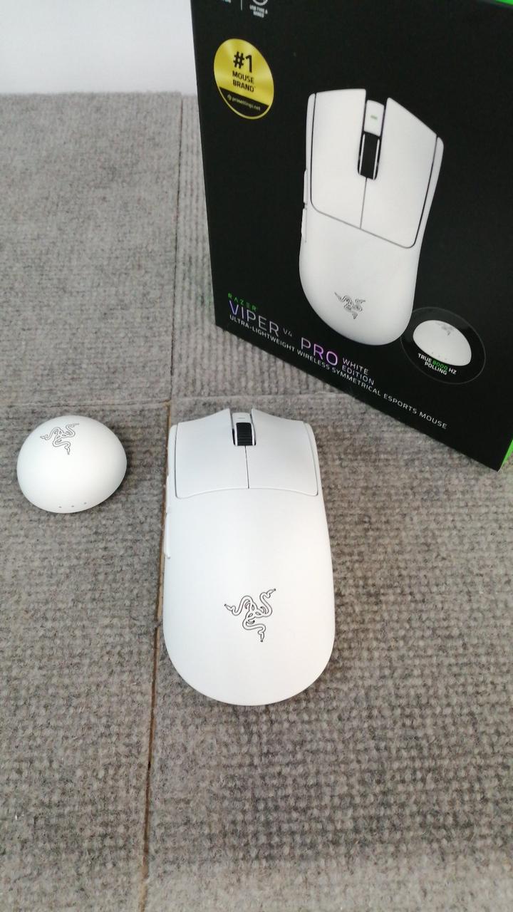 RAZER Gaming Mouse VIPER V4 PRO - Banzai Thrifting | BanzaiHobby