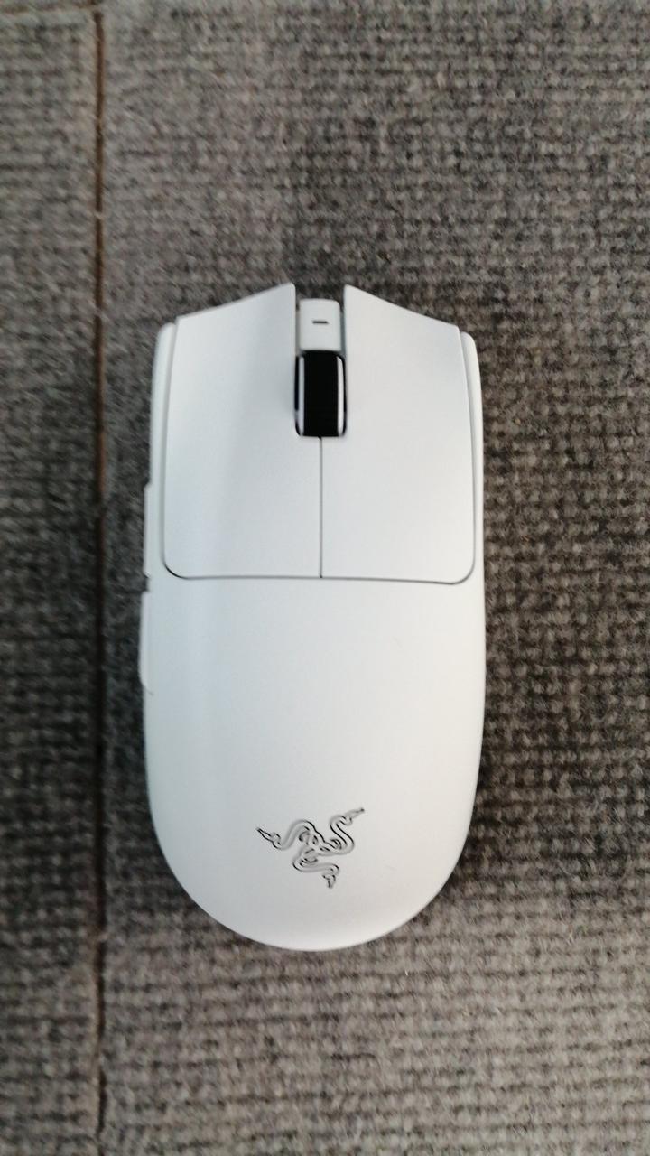 RAZER Gaming Mouse VIPER V4 PRO - Banzai Thrifting | BanzaiHobby
