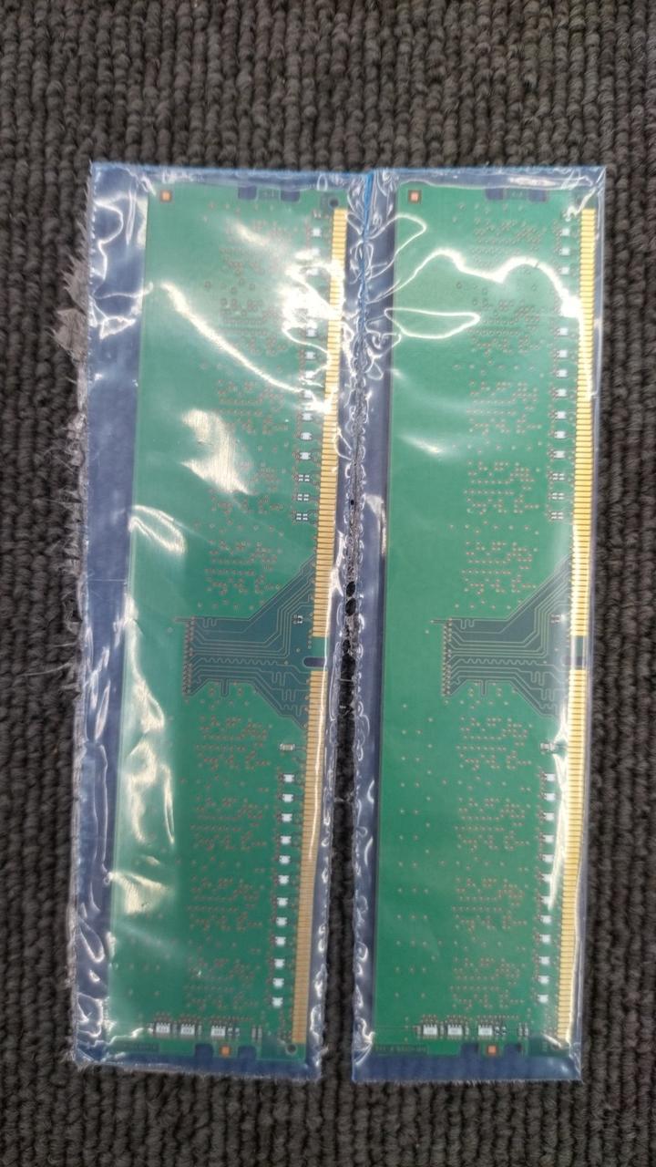 SK HYNIX DDR4 Desktop Memory HMA451U6AFR8N-TF - Banzai Thrifting | BanzaiHobby