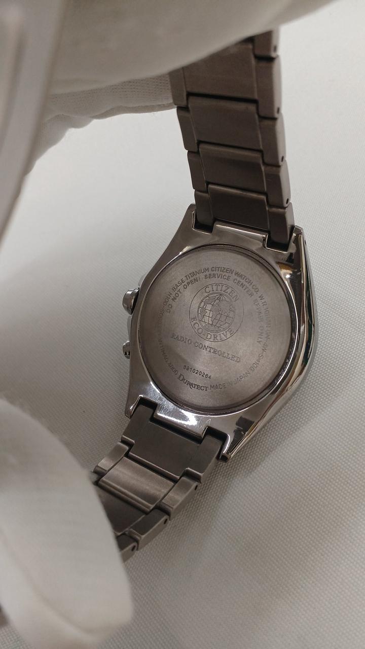 CITIZEN Eco-Drive H100-S098335 - Banzai Thrifting | BanzaiHobby