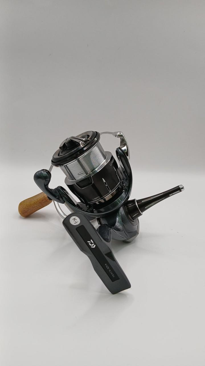DAIWA Spinning Reel 24 LUVIAS LT2500S 388972 - Banzai Thrifting | BanzaiHobby