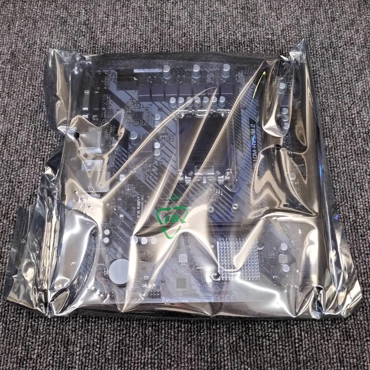ASROCK H610M-HVS/M.2 R2.0 H610M-HVS/M.2 R2.0 - Banzai Thrifting | BanzaiHobby