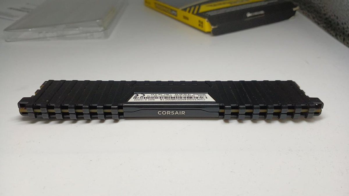 CORSAIR PC memory (set of 2) CMK32GX4M2D3600C18 - Banzai Thrifting | BanzaiHobby