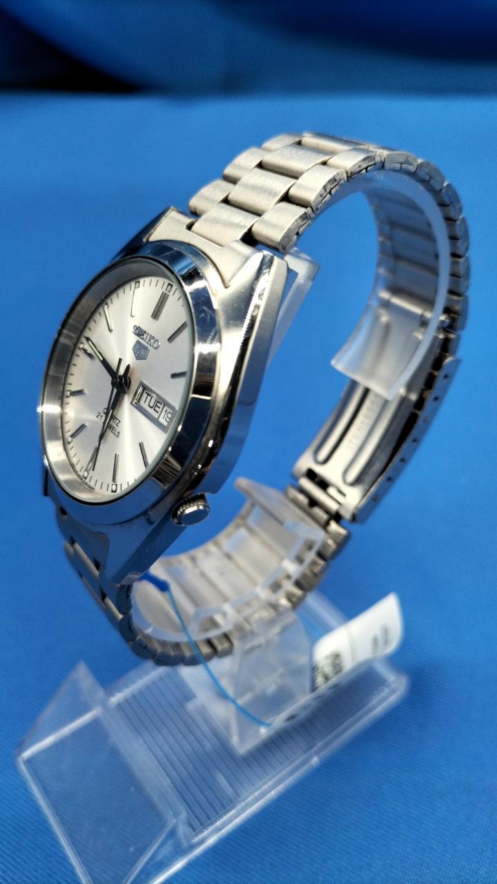 SEIKO Wristwatch 7009-3040 - Banzai Thrifting | BanzaiHobby