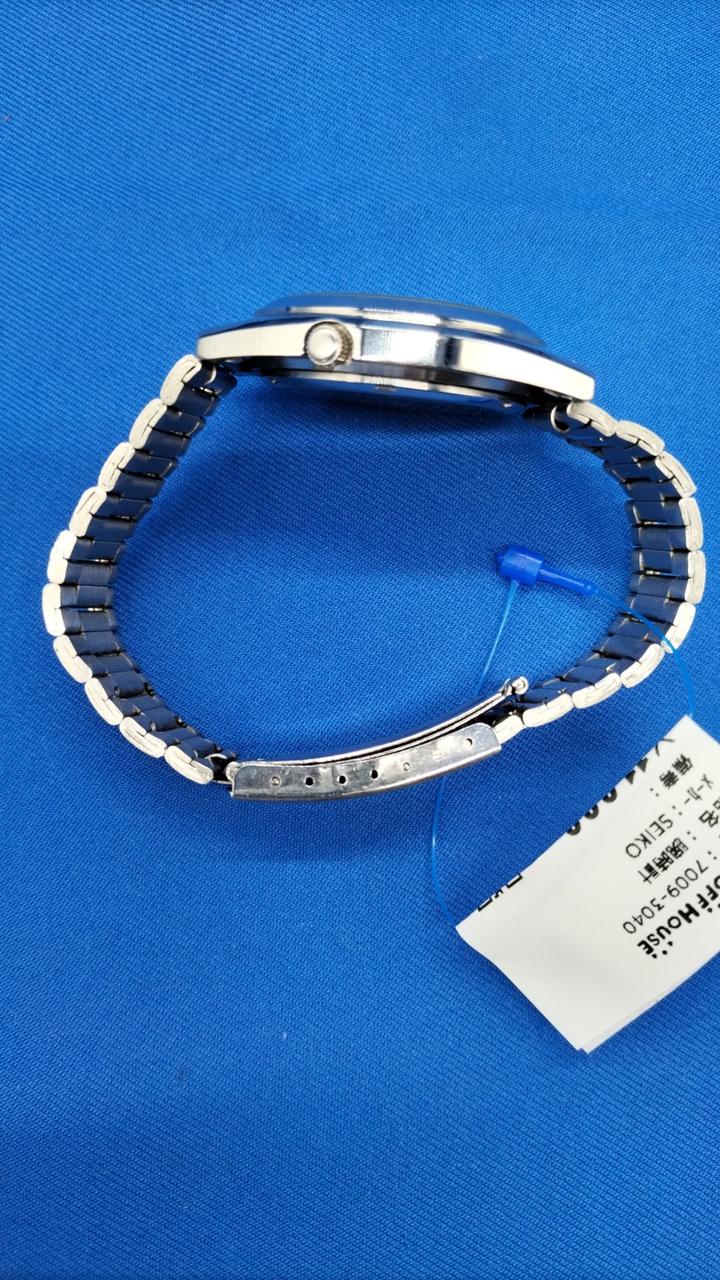 SEIKO Wristwatch 7009-3040 - Banzai Thrifting | BanzaiHobby