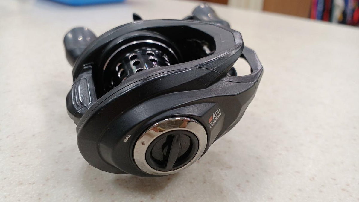 AbuGarcia Baitcasting Reel ROXANI BF-8L - Banzai Thrifting | BanzaiHobby