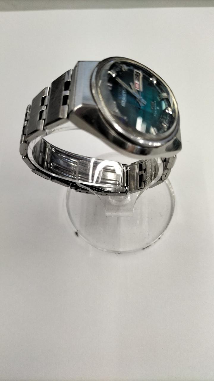 SEIKO 5ACTUS Cut Glass 6106-7690 - Banzai Thrifting | BanzaiHobby