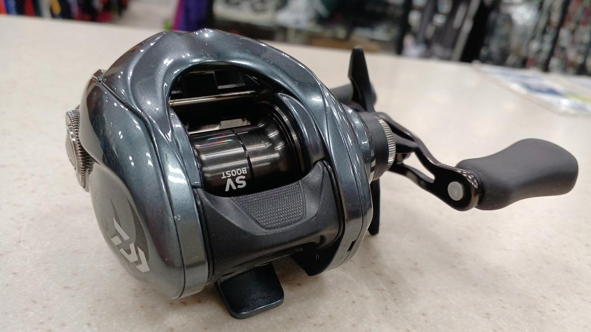 DAIWA Baitcasting Reel 25TATULA SV TW 100H - Banzai Thrifting | BanzaiHobby