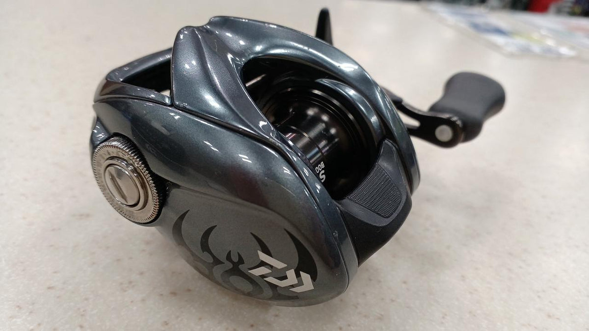 DAIWA Baitcasting Reel 25TATULA SV TW 100H - Banzai Thrifting | BanzaiHobby