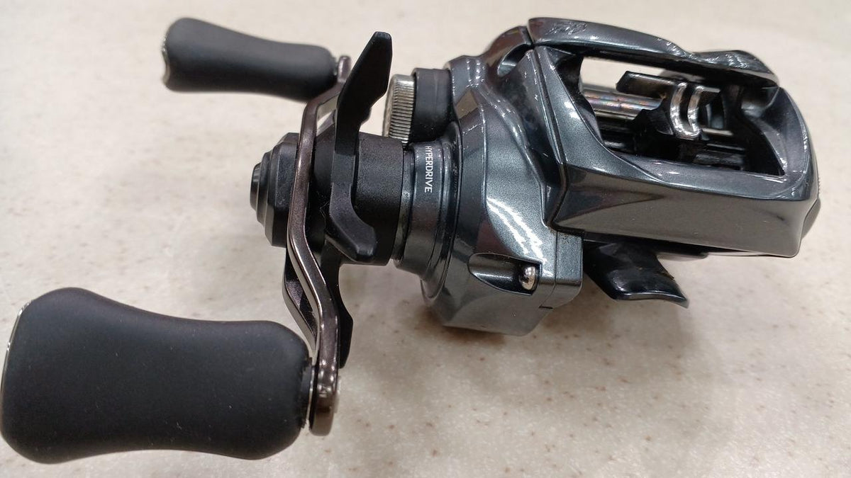 DAIWA Baitcasting Reel 25TATULA SV TW 100H - Banzai Thrifting | BanzaiHobby