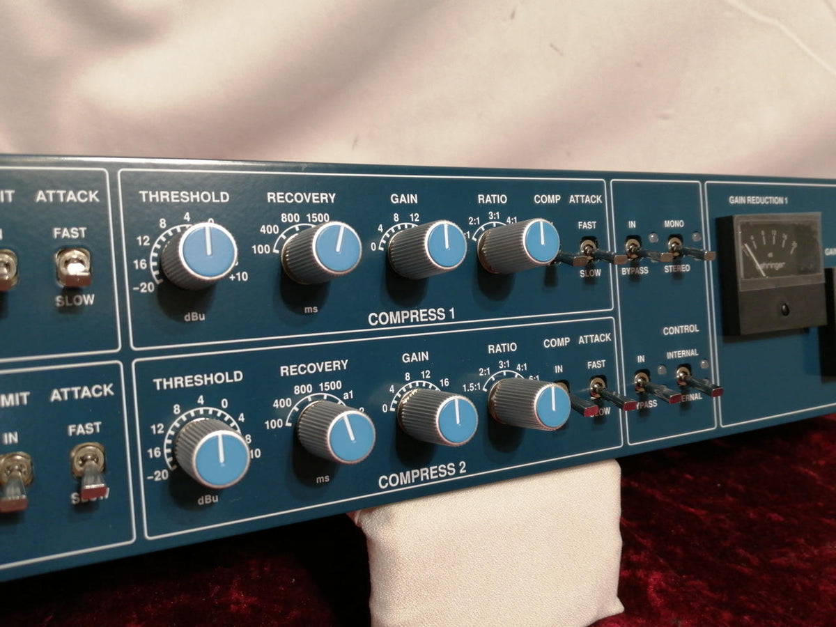 BEHRINGER Rack Effects Pedal 369 - Banzai Thrifting | BanzaiHobby