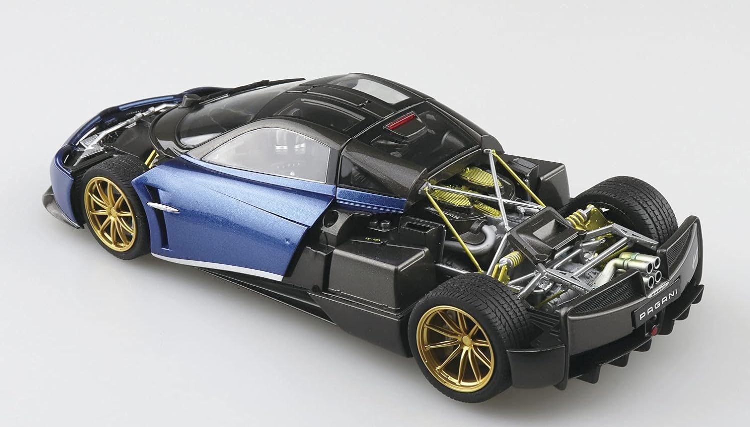 Aoshima Bunka Kyozai 1/24 The Super Car Series No.15 2016 Pagani Huayra Pachet Tempest - BanzaiHobby